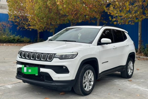 2022 Jeep Compass с пробегом 19 000 км