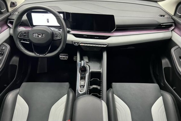 2022 Geely Binyue с пробегом 21 000 км