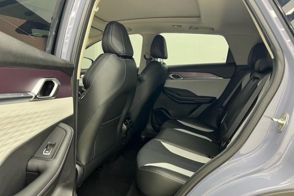 2022 Geely Binyue с пробегом 21 000 км