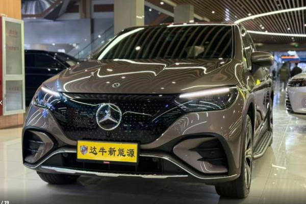 2023 Mercedes-Benz EQE SUV с пробегом 9 999 км
