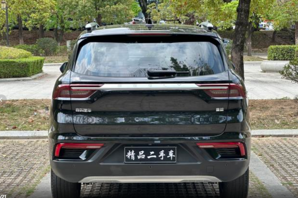 2021 Geely Okavango с пробегом 50 000 км