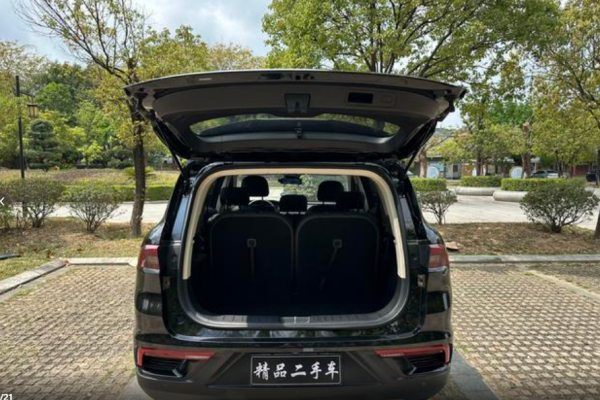 2021 Geely Okavango с пробегом 50 000 км