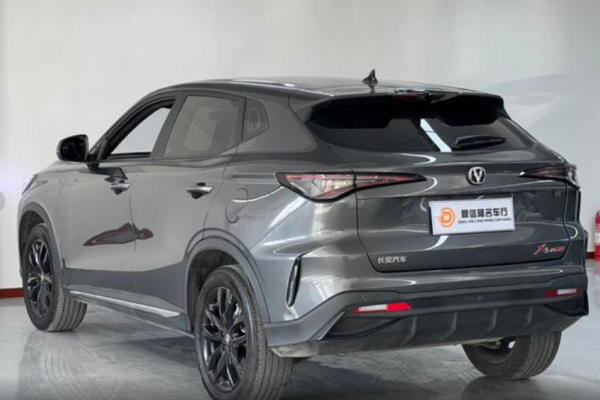 2025 Changan X5 Plus с пробегом 10 000 км