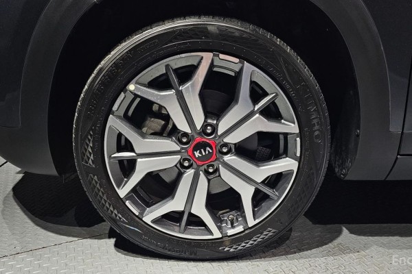 2021 Kia Seltos с пробегом 43 547 км