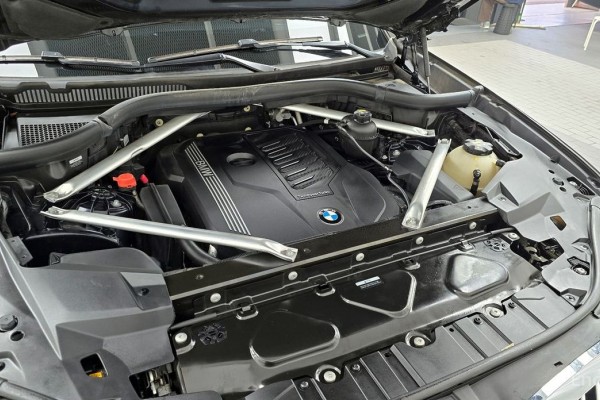 2021 BMW X5 с пробегом 57 687 км