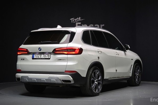 2022 BMW X5 с пробегом 43 898 км