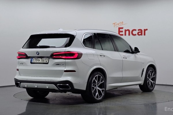 2021 BMW X5 с пробегом 51 706 км