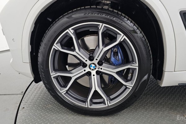 2021 BMW X5 с пробегом 51 706 км