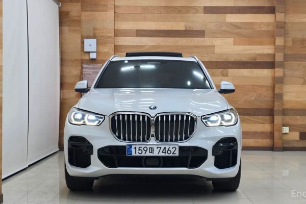 2022 BMW X5 с пробегом 64 315 км
