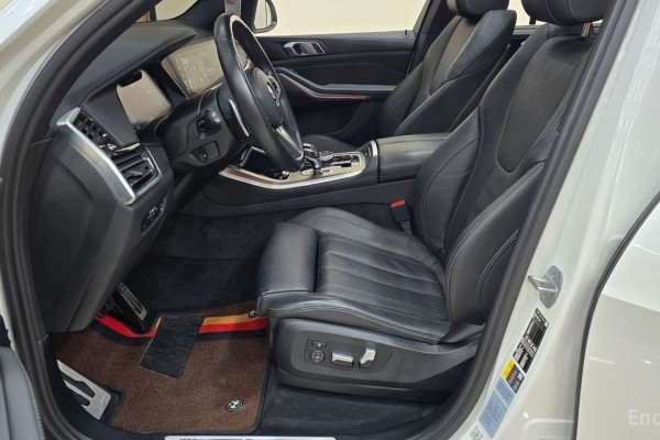 2022 BMW X5 с пробегом 64 315 км