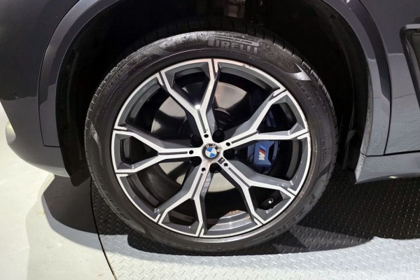 2020 BMW X5 с пробегом 121 041 км