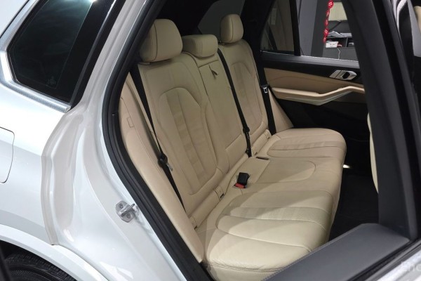 2020 BMW X5 с пробегом 52 393 км