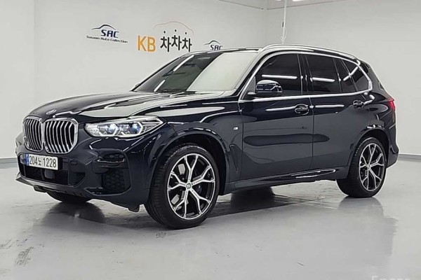 2022 BMW X5 с пробегом 64 358 км