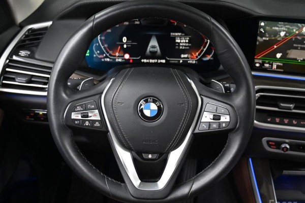 2022 BMW X5 с пробегом 56 787 км