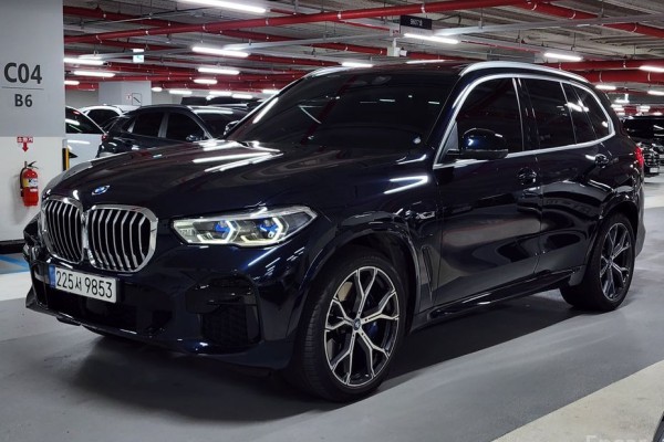 2022 BMW X5 с пробегом 83 608 км