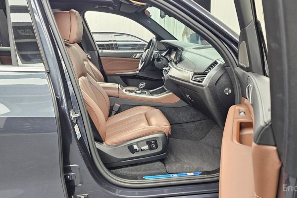 2021 BMW X5 с пробегом 65 200 км