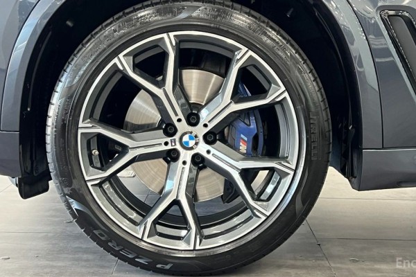 2022 BMW X5 с пробегом 53 558 км