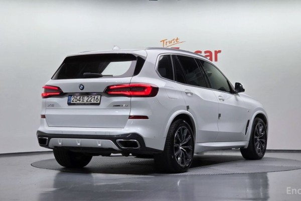 2021 BMW X5 с пробегом 52 474 км