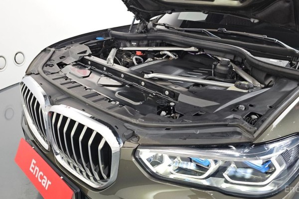 2022 BMW X5 с пробегом 83 623 км