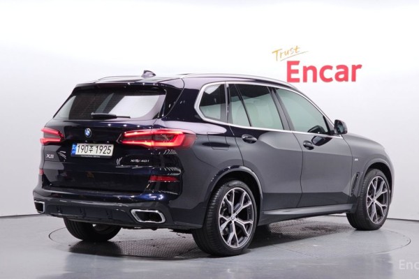 2022 BMW X5 с пробегом 43 949 км