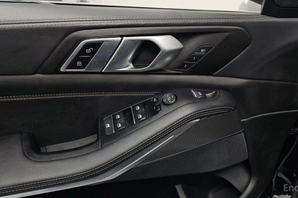 2022 BMW X5 с пробегом 43 949 км