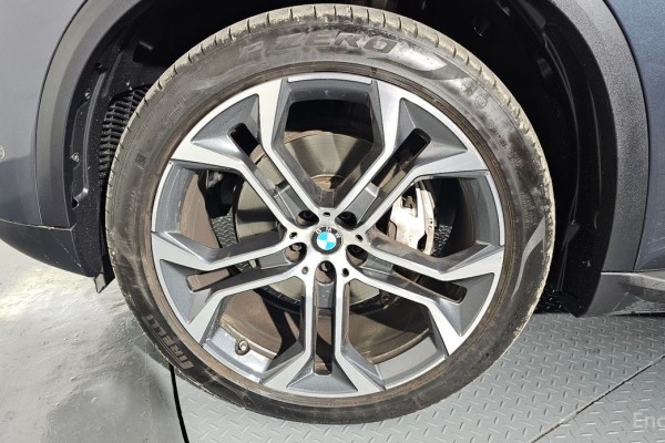 2022 BMW X5 с пробегом 51 086 км