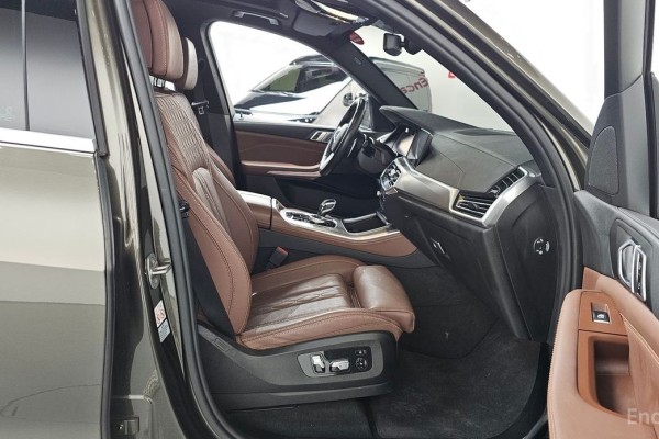 2022 BMW X5 с пробегом 83 623 км