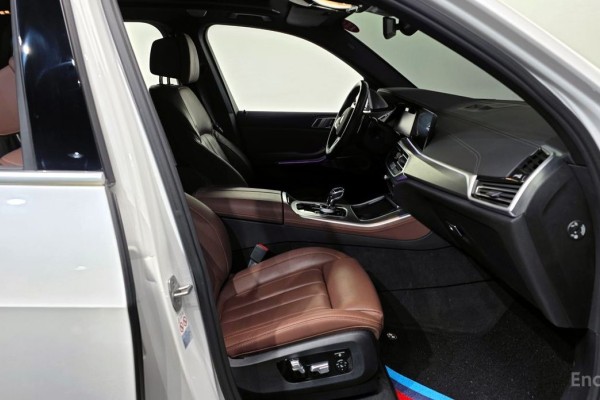 2021 BMW X5 с пробегом 52 474 км