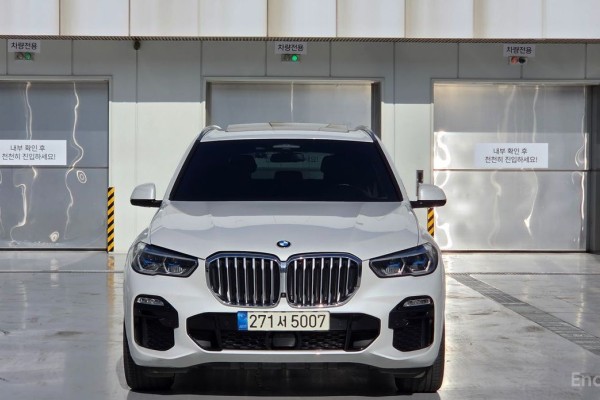 2020 BMW X5 с пробегом 99 050 км