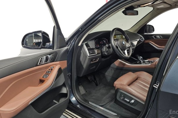 2022 BMW X5 с пробегом 51 086 км