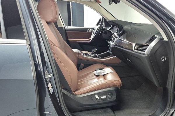 2022 BMW X5 с пробегом 51 086 км