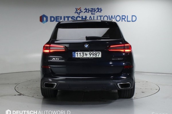 2021 BMW X5 с пробегом 52 049 км