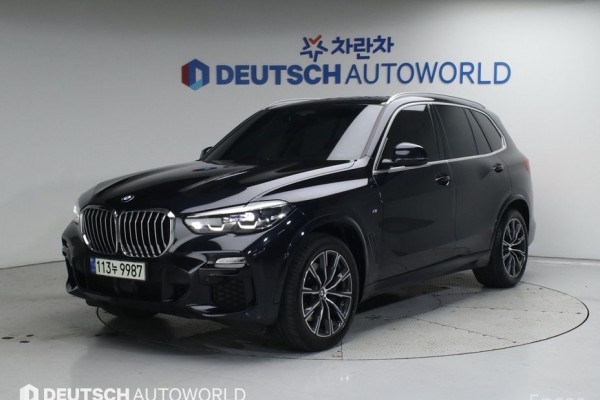 2021 BMW X5 с пробегом 52 049 км