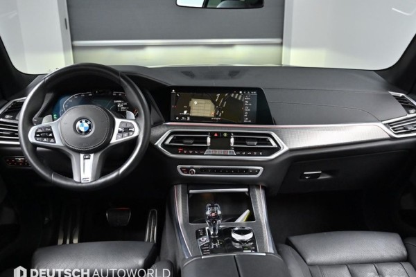 2021 BMW X5 с пробегом 52 049 км