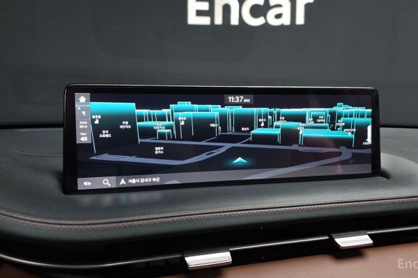 2021 Genesis GV70 с пробегом 40 709 км