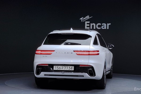 2021 Genesis GV70 с пробегом 80 247 км