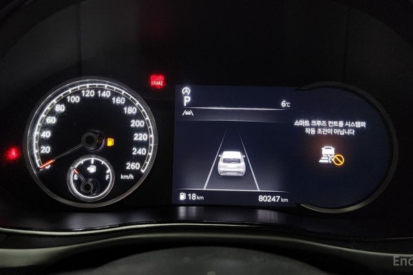 2021 Genesis GV70 с пробегом 80 247 км