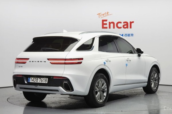 2021 Genesis GV70 с пробегом 73 836 км