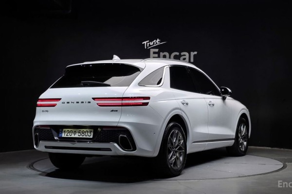2021 Genesis GV70 с пробегом 102 526 км