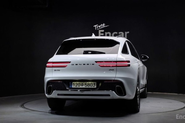 2021 Genesis GV70 с пробегом 102 526 км