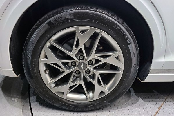 2021 Genesis GV70 с пробегом 102 526 км