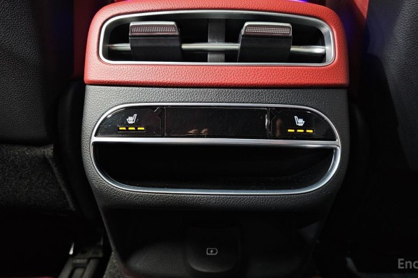 2021 Genesis GV70 с пробегом 57 297 км