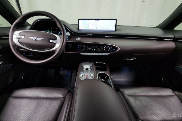 2021 Genesis GV70 с пробегом 78 620 км