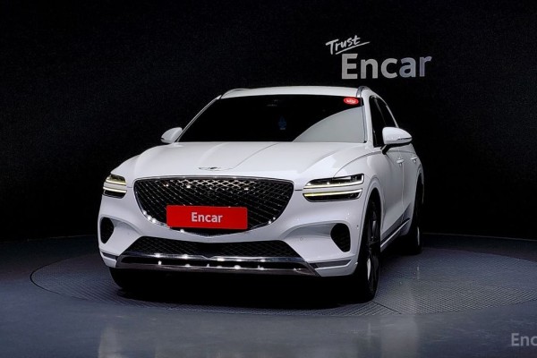 2021 Genesis GV70 с пробегом 74 591 км