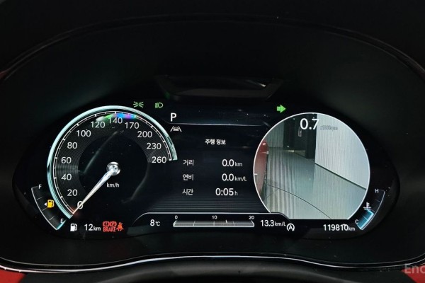 2021 Genesis GV70 с пробегом 119 810 км