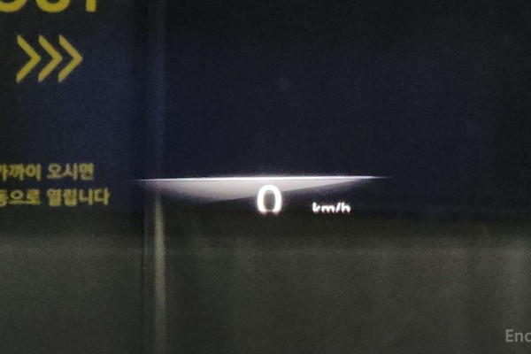 2021 Genesis GV70 с пробегом 68 946 км