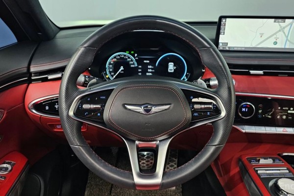 2021 Genesis GV70 с пробегом 119 810 км