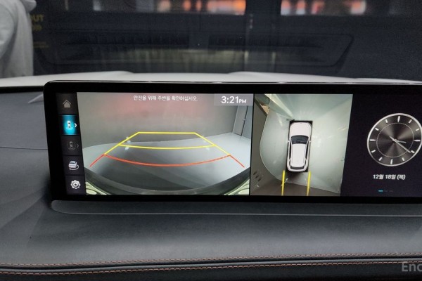 2021 Genesis GV70 с пробегом 74 591 км