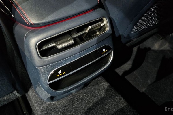 2022 Genesis GV70 с пробегом 46 799 км