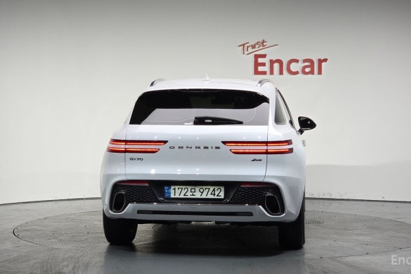2021 Genesis GV70 с пробегом 60 056 км